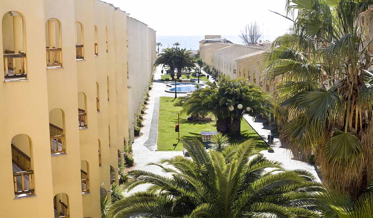 Slide Jardines General